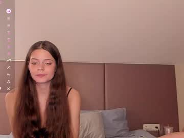 sunsay_effie - Live Cam Model Online on Ted's Cam Directory