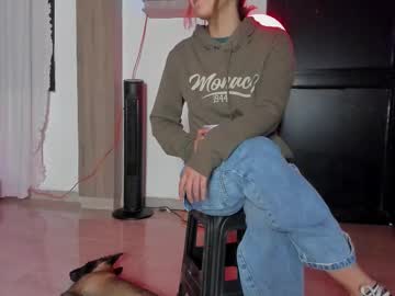 Sussi Hot • feet • 0y • Victoria, Australia • public