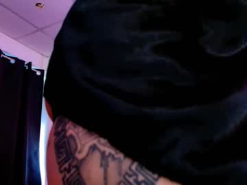 Live cam boy Suzanstacks – Hot Male Cams