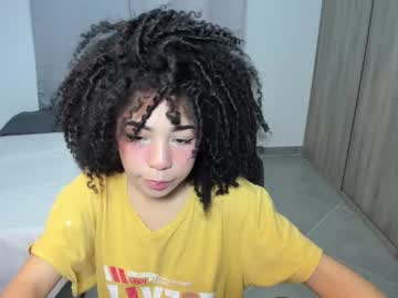 Sweet Anie 04 • young • 20y • Far • public