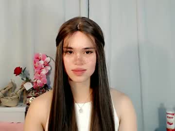 sweet_ari_intown - Live Cam Model Online on Ted's Cam Directory