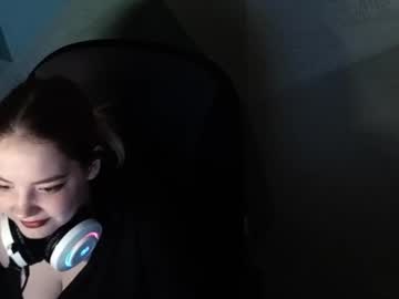 sweetyyfox - Live Cam Model Online on Ted's Cam Directory