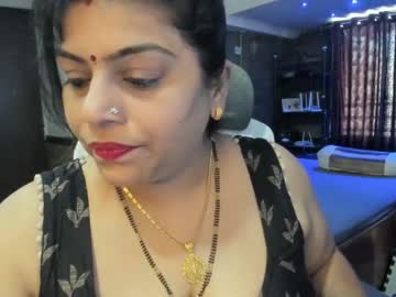 Tarivishu23 • bigboobs • 0y • Maharashtra, India • public