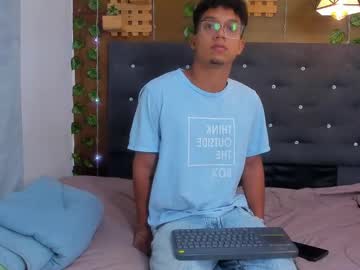 tayler_snow - Free Live Cam Model Online