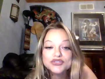 Teddysky69 • striptease23y • Hawaii, United States • public