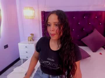 Teffy Vixen • cute • 22y • Colombia? • public