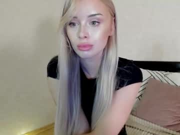 Tenderlyalissa • lovense • 20y • home • public