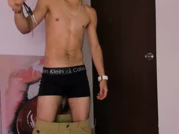 Live Male Performer teo_exotic (latin,  18,  teen,  cum,  smoke) – profile photo, streaming now