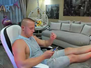 The Mann 69 • outside • 41y • ???? ?? ???????? • public