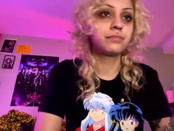 Theeking Venus • sexyfeet • 0y • East Coast • public