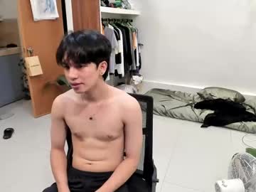 Thegreenmagus • twink • 26y • The boy from nowhere • public