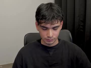 Thiaan   • cum • 23y • _ • public