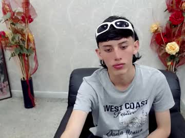 Live cam boy Thiago_twink38 – Hot Male Cams