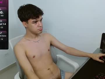 Live cam boy Thin_thomas, 19 yrs – Hot Male Cams