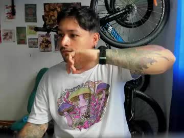 Live cam boy Thomas_rol, 28 yrs – Hot Male Cams