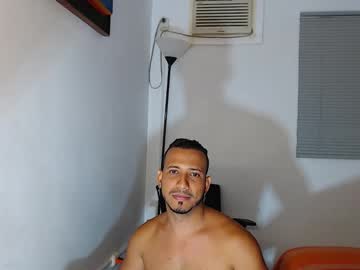 Thommerxxx • uncut36y • In you mind • public