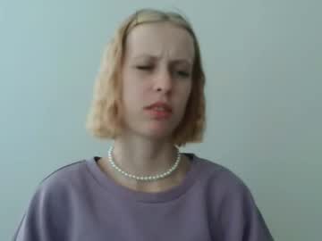 Tia Ti • british • 19y • UK • public