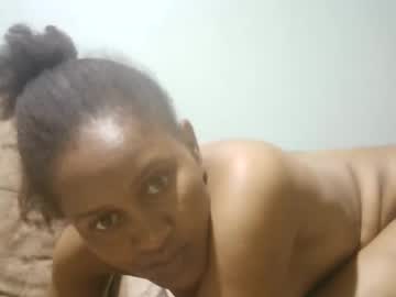 tifaraa - Live Cam Model Online on Ted's Cam Directory