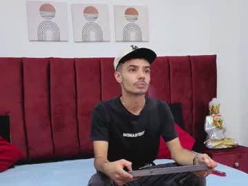 Live cam boy Timothe_evans – Hot Male Cams