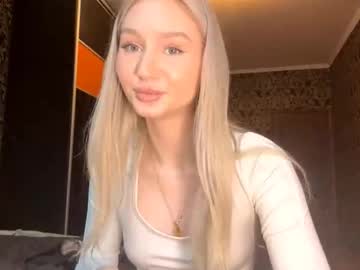 Tinavaleri • blonde • 18y • The Netherlands • public