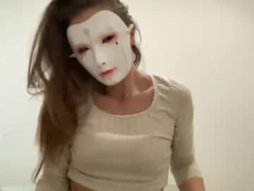 Tipsytinkerbell • feet • 0y • In your ?? • public