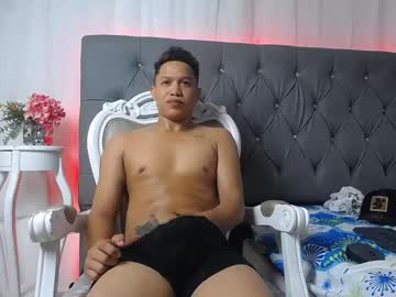 Live cam boy Tom_hawk8, 21 yrs – Hot Male Cams