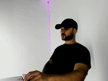 Live cam boy Tommy_sccott – Hot Male Cams