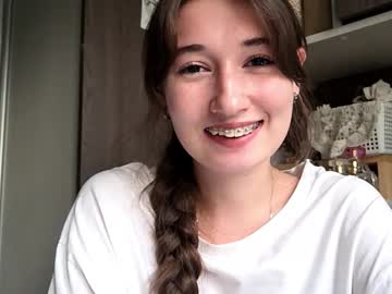 Tonettestgermaine • 18 • 18y • sectet place • public