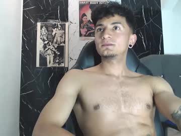 Tony Addams • cum • 23y • Colombia • public