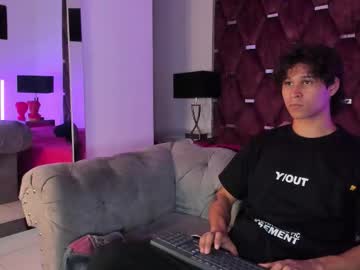 Tonybenedetti • latino • 0y • Your dreams .. • public