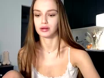 tootightwithbra - Free Live Cam Model Online