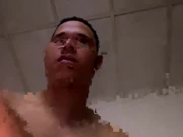 Topa17 • fuckmachine • 0y • Colombia • public