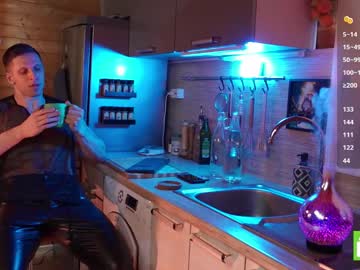 Touch_of_eros • sensual99y • lurking in the shadows muahaha >:) • public