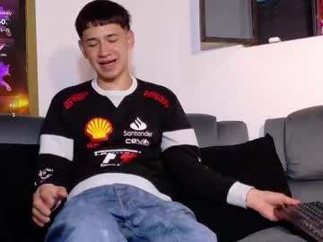 twink_daren - Free Live Cam Model Online