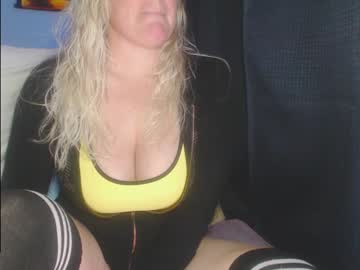 Two Savage • squirt • 36y • ????everywhere and nowhere all @ the same time • public