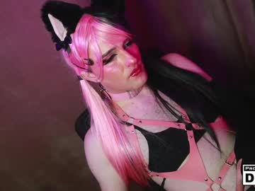 Tyffaniedoll • chastity28y • Gothica • public