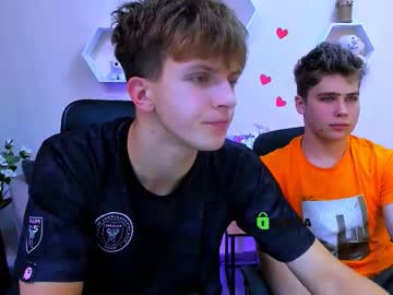 Live cam boy Tyler_sparks_ – Hot Gay Cams