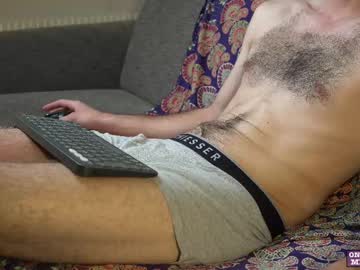 Live cam boy Uncutgerman420, 29 yrs – Hot Male Cams