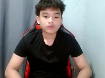 Live cam boy Urasian_kentoyxx77, 20 yrs – Hot Male Cams