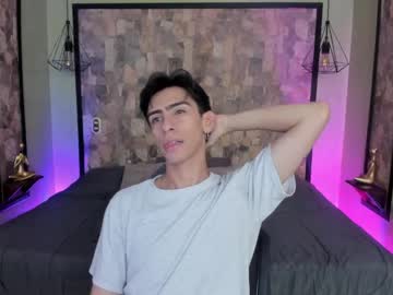 Live cam boy Uyukie, 21 yrs – Hot Gay Cams