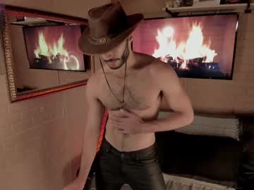 Valentin Hoffman • bigcock • 27y • Colombia • public