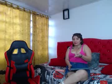 Valeria S19 • redhead • 31y • In your dreams • public