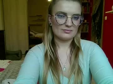 Vanessaseduce • young • 27y • Germany, Düsseldorf • public