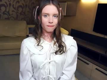 Vanettakrupka • 18 • 18y • internet • away