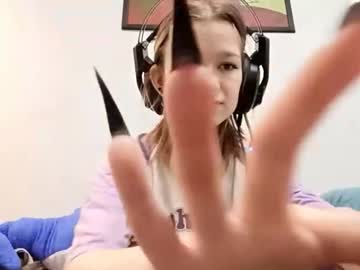 Vannessablumer • new • 18y • Czech Republic, Prague • public