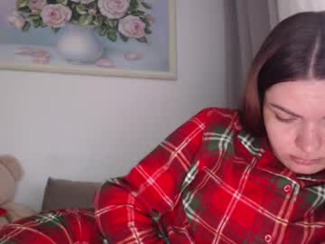 Velvetmoon123 • british19y • 5 miles away ? • public