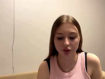 Venessapeschel • cute • 19y • The Netherlands • public