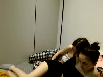 Venesuelaxq • cute • 20y • Mazovia, Poland • public