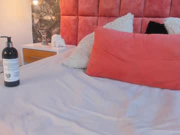 victoriiaa_smith - Live Cam Model Online on Ted's Cam Directory