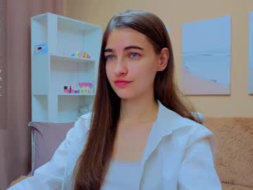 vikiberry - Live Cam Model Online on Ted's Cam Directory